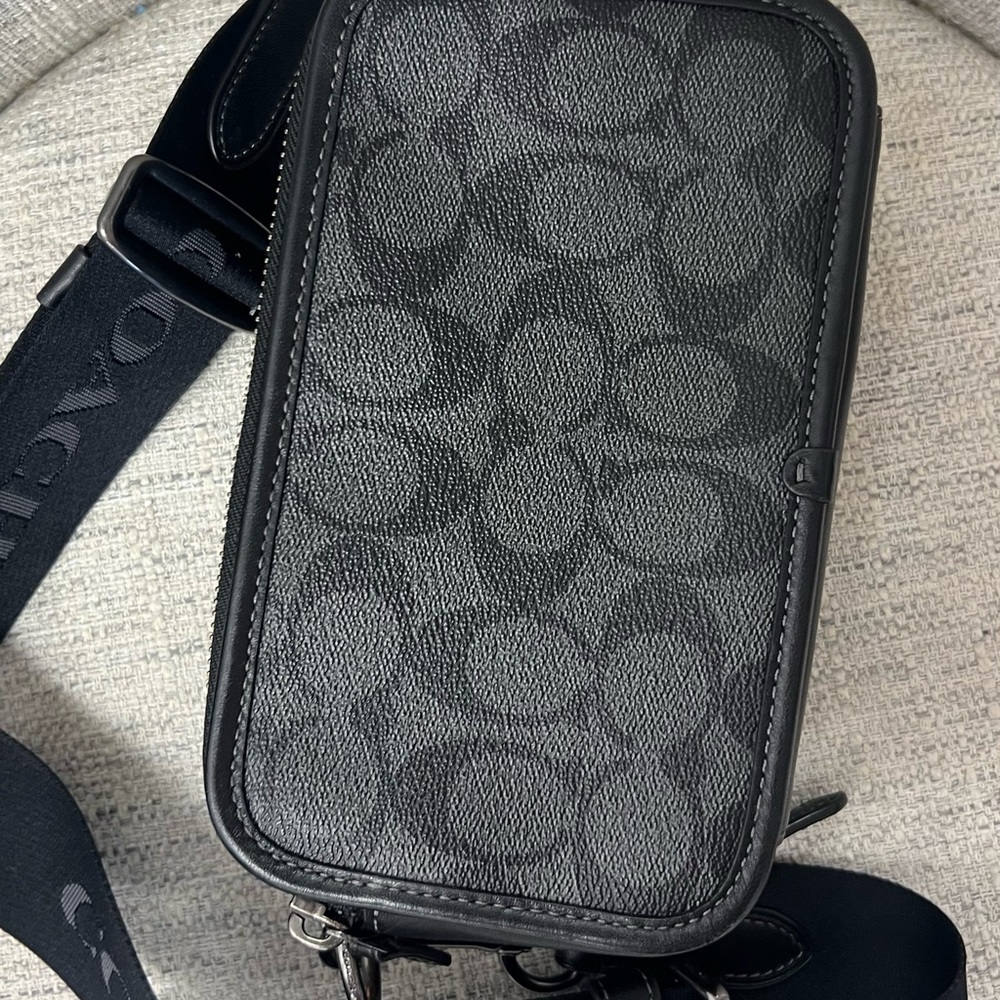 COACH BAG IN BLACK